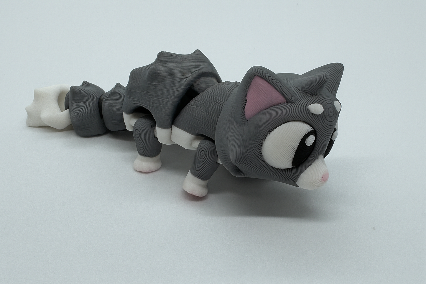 Flexible Gray Kitten Figurine - 3D Printed Articulated Cat Toy for Desk Fidgeting and Collecting