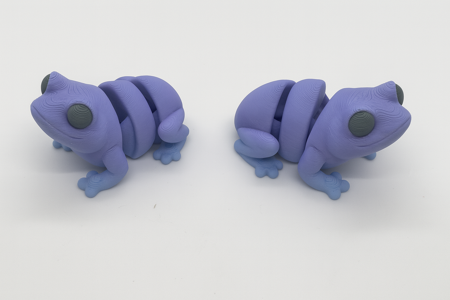 Articulated Plush Frog Toy: Flexible Jointed Collectible