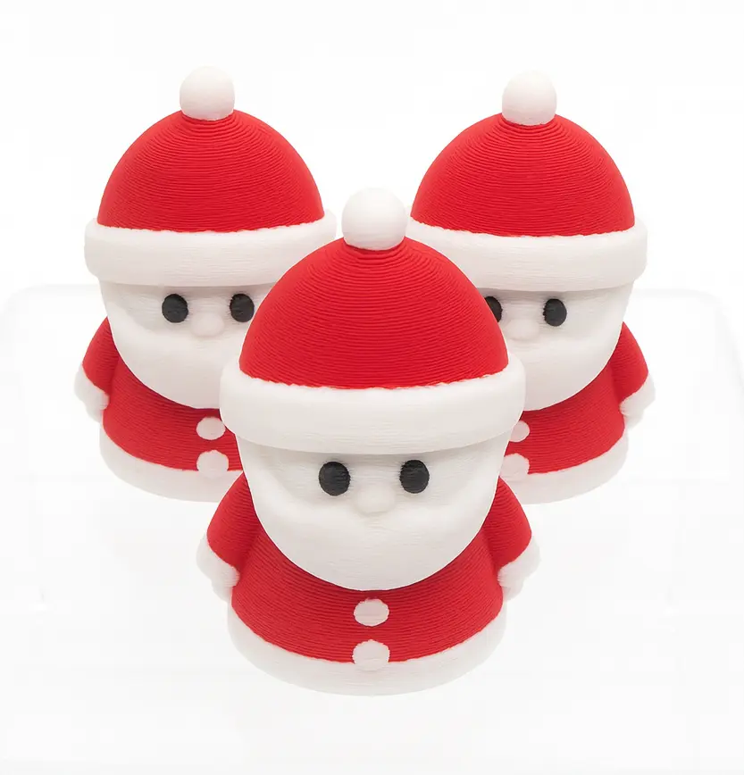3 Santa Claus figures