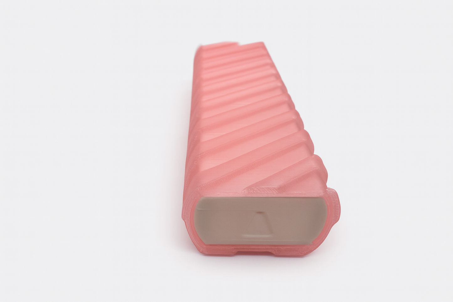 Ridge Texture Mini Pill Case – Sleek Travel Organizer for Daily Meds & Vitamins