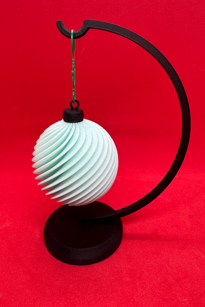 Elegant 3D Printed Spiral Christmas Ornament Ball – Modern Holiday Decoration, Lightweight Tree Ornament, Unique Gift Idea